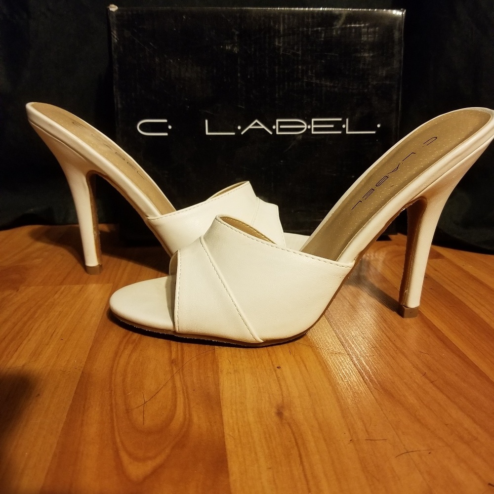 Pinup heels